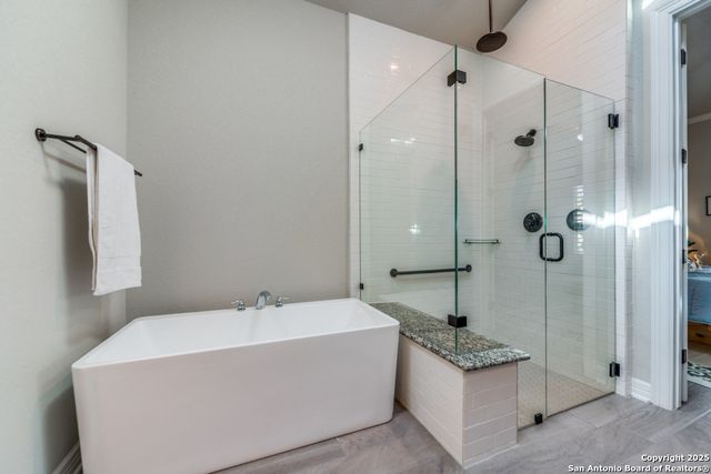 128 Cinnamon Creek, Boerne, TX 78006