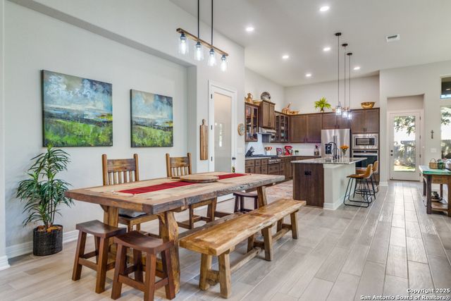 128 Cinnamon Creek, Boerne, TX 78006