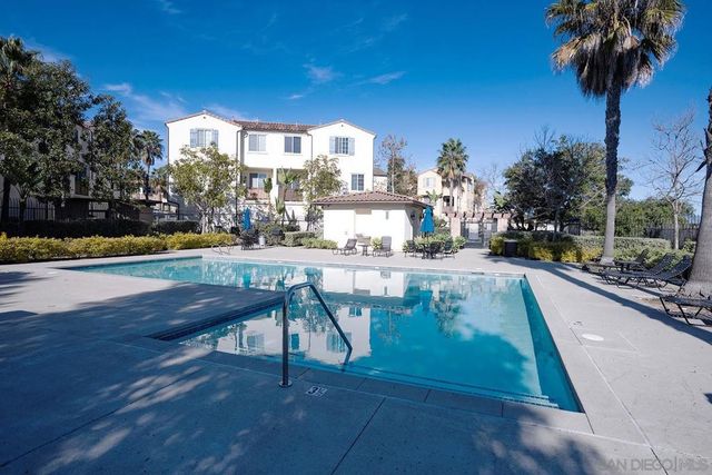 5065 Waterview Way 101, Oceanside, CA 92057