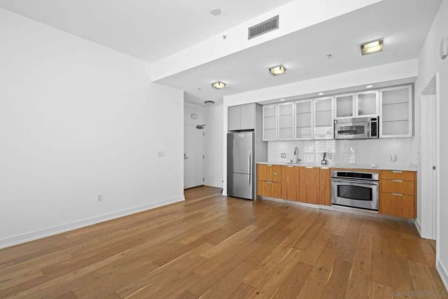 575 6th Ave 1101, San Diego, CA 92101