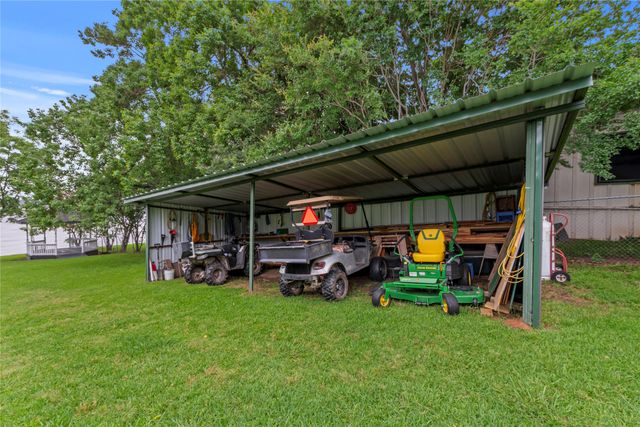 250 Whispering Oaks Trail, Payne Springs, TX 75156