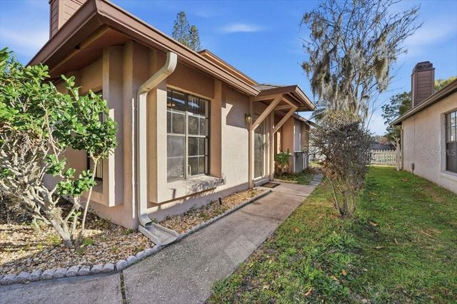 8528 SPARROWHAWK COURT, Orlando, FL 32829