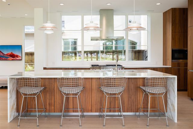 5048 Airline Road, Highland Park, TX 75205