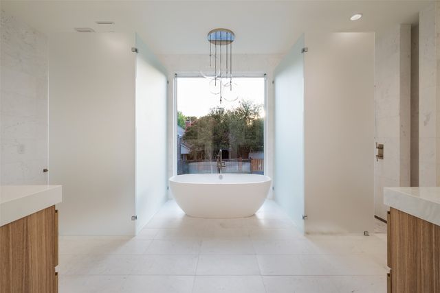 5048 Airline Road, Highland Park, TX 75205