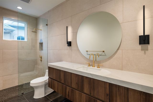 5048 Airline Road, Highland Park, TX 75205