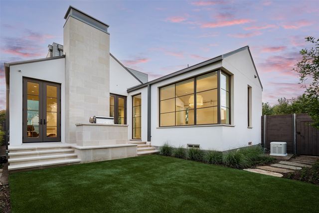 5048 Airline Road, Highland Park, TX 75205