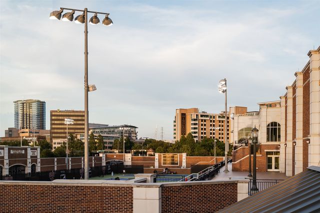 5048 Airline Road, Highland Park, TX 75205