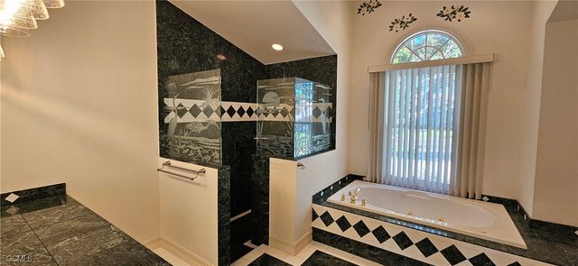 11729 Timberline CIR, Fort Myers, FL 33966