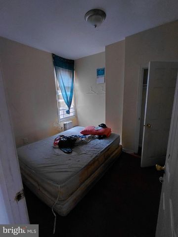 1726 APPLETON ST, Baltimore, MD 21217