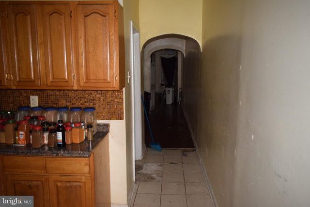 1726 APPLETON ST, Baltimore, MD 21217