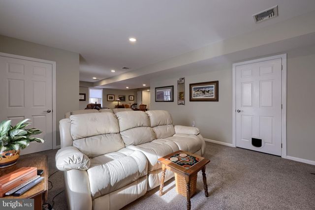 58 TIMBER VILLA, Elizabethtown, PA 17022