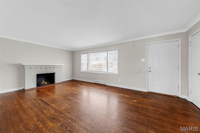 5 Santa Cruz Drive, St Louis, MO 63031