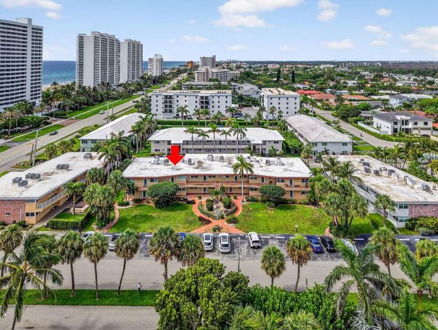930 Osceola Drive 8, Boca Raton, FL 33432