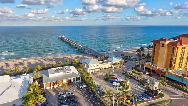 930 Osceola Drive 8, Boca Raton, FL 33432