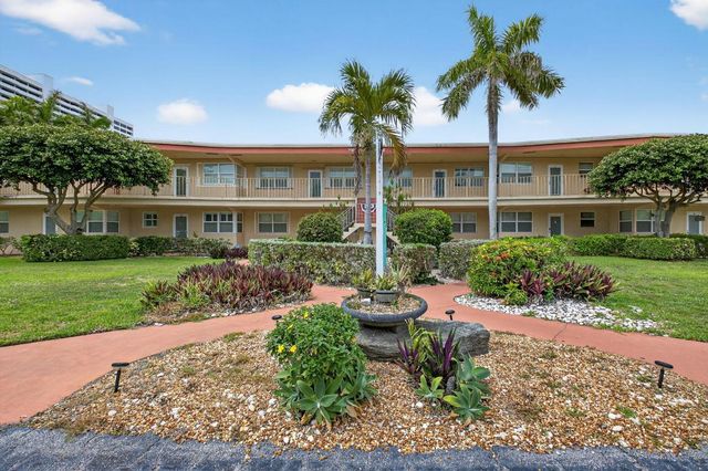 930 Osceola Drive 8, Boca Raton, FL 33432