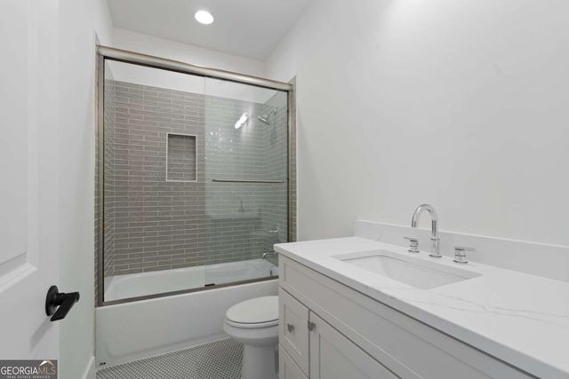 1070 Fleming Street SE, Smyrna, GA 30080