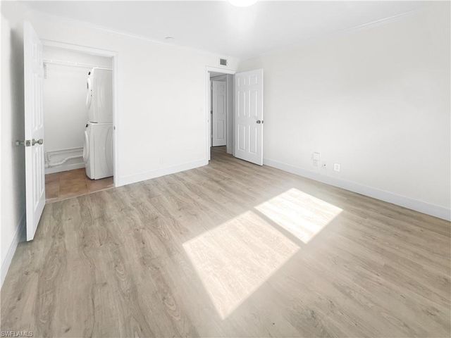 766 Central AVE 113, Naples, FL 34102