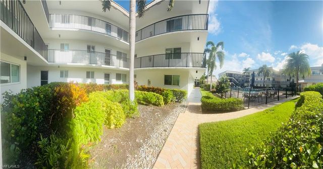 766 Central AVE 113, Naples, FL 34102