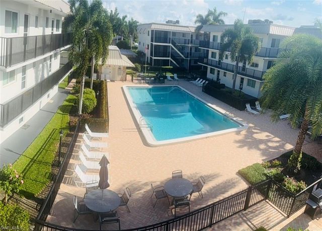766 Central AVE 113, Naples, FL 34102