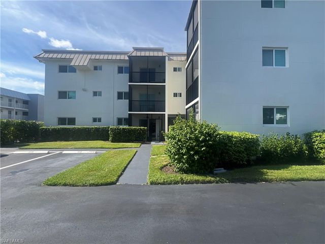 766 Central AVE 113, Naples, FL 34102