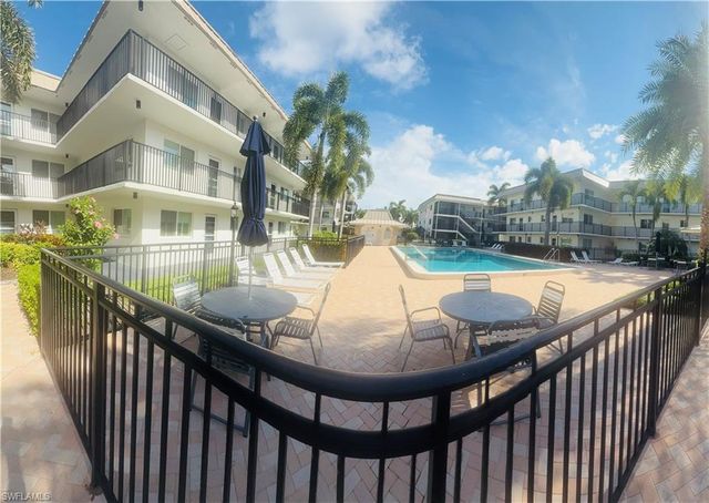 766 Central AVE 113, Naples, FL 34102