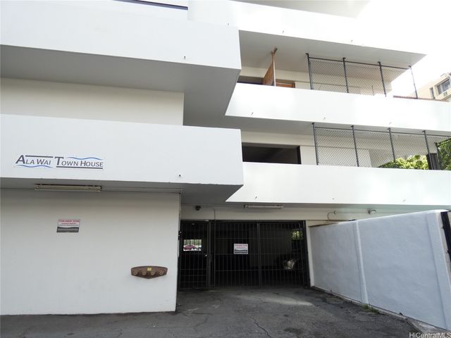 2421 Ala Wai Boulevard 1603, Honolulu, HI 96815