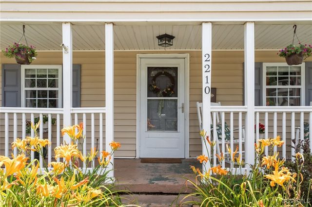 2210 W City Point Rd, Hopewell, VA 23860