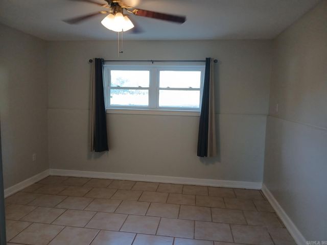 7 Bill Bailey Road, Vilonia, AR 72173