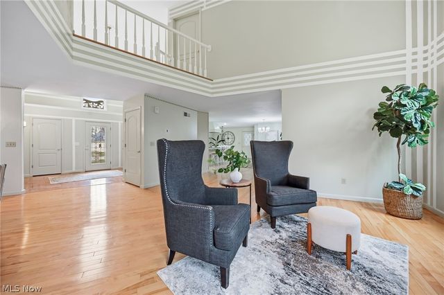 1887 Pearce Circle, Salem, OH 44460