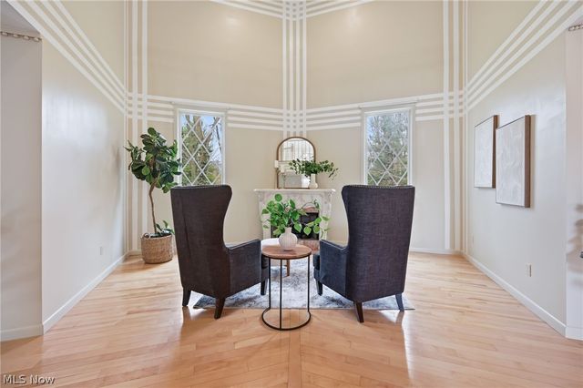 1887 Pearce Circle, Salem, OH 44460