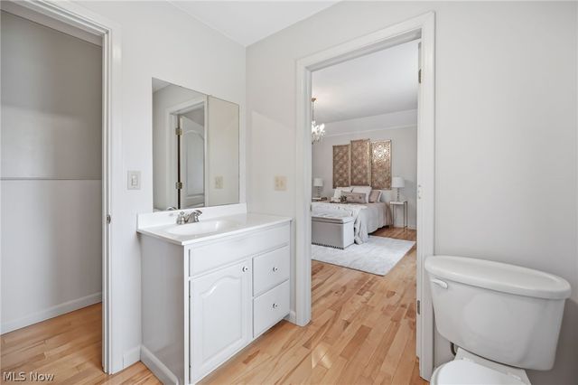 1887 Pearce Circle, Salem, OH 44460