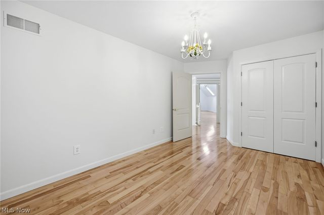 1887 Pearce Circle, Salem, OH 44460