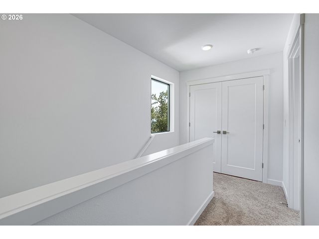 7310 Sw 13th Dr, Portland, OR 97239