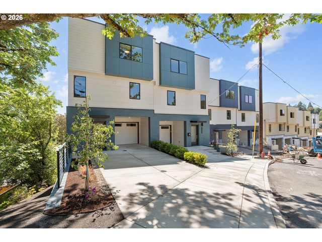 7310 Sw 13th Dr, Portland, OR 97239