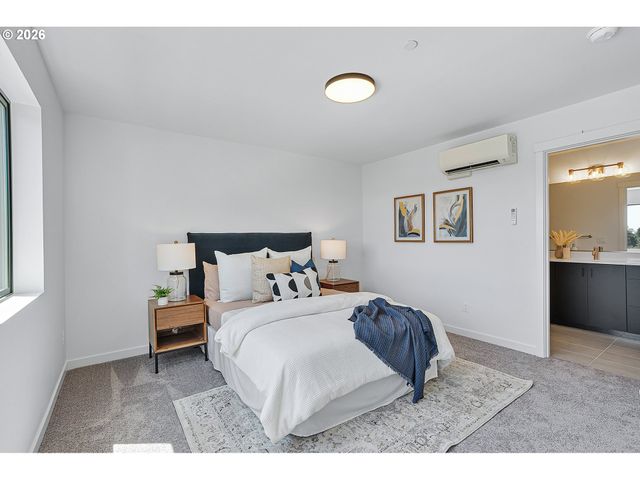 7310 Sw 13th Dr, Portland, OR 97239