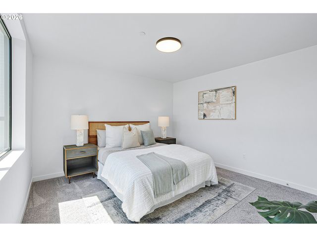 7310 Sw 13th Dr, Portland, OR 97239