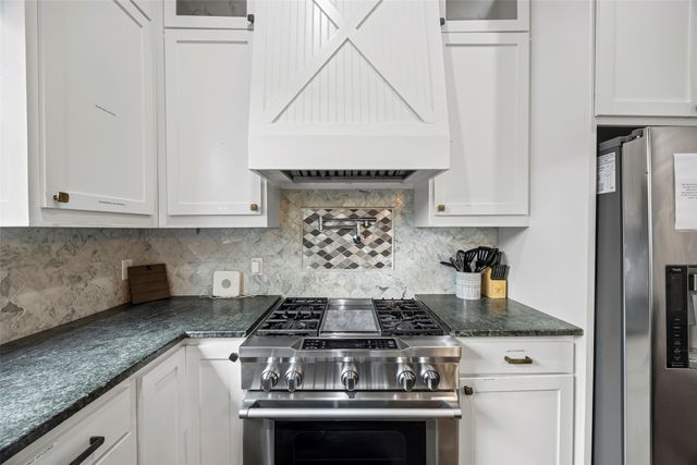 2011 N Prairie Avenue 2011, Dallas, TX 75204