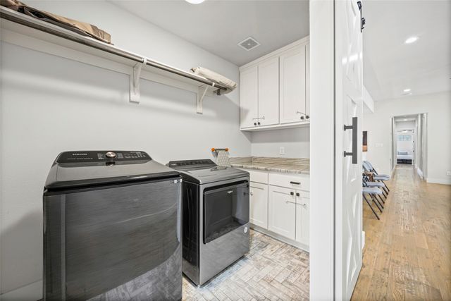 2011 N Prairie Avenue 2011, Dallas, TX 75204