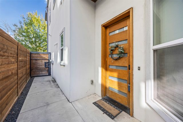 2011 N Prairie Avenue 2011, Dallas, TX 75204