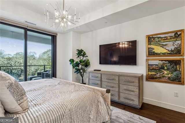 2520 Peachtree Road 602, Atlanta, GA 30305