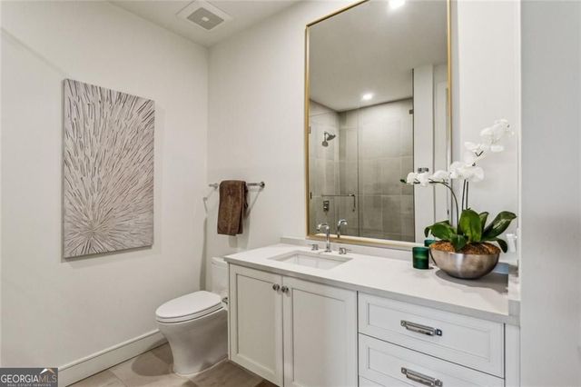 2520 Peachtree Road 602, Atlanta, GA 30305