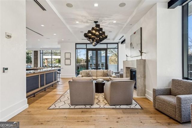 2520 Peachtree Road 602, Atlanta, GA 30305