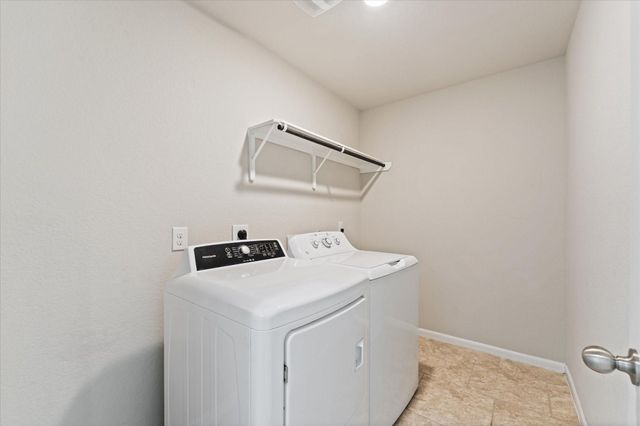 3010 Specklebelly Drive, Baytown, TX 77521