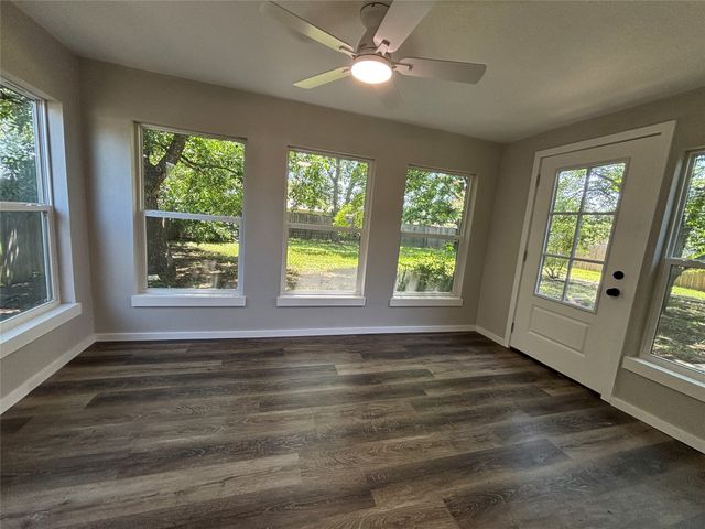 618 Brockett Street, Aubrey, TX 76227