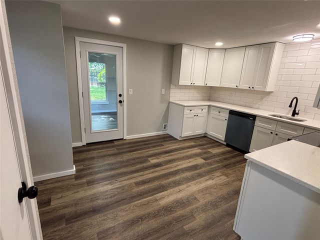 618 Brockett Street, Aubrey, TX 76227