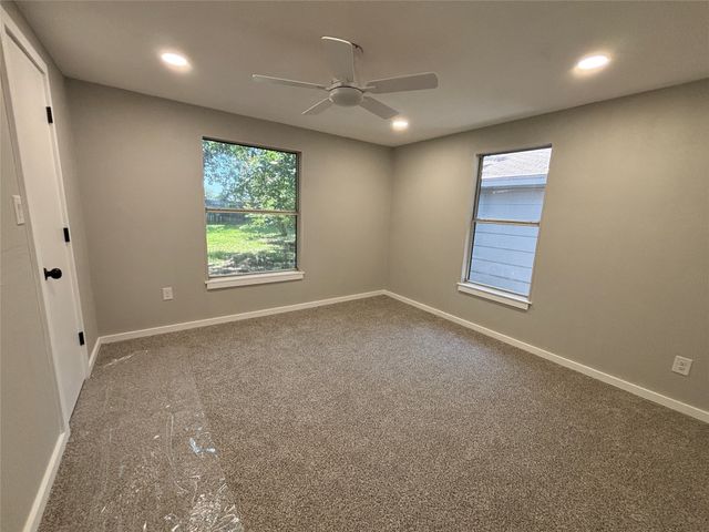 618 Brockett Street, Aubrey, TX 76227