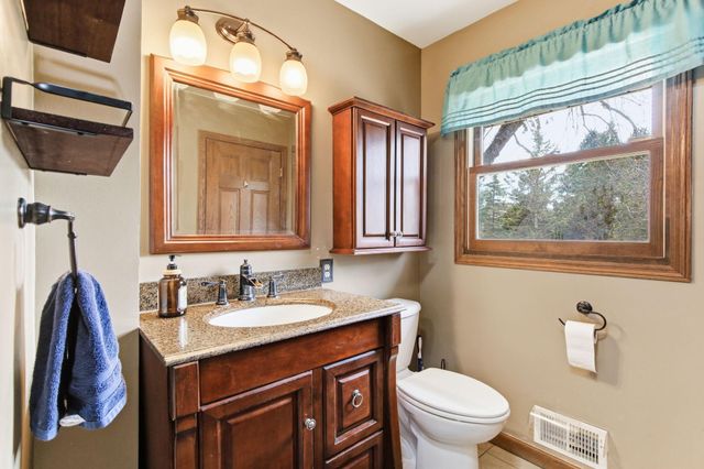 732 Vicky Lane, Lino Lakes, MN 55014