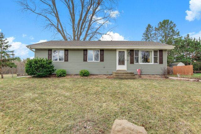 732 Vicky Lane, Lino Lakes, MN 55014