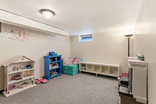 732 Vicky Lane, Lino Lakes, MN 55014