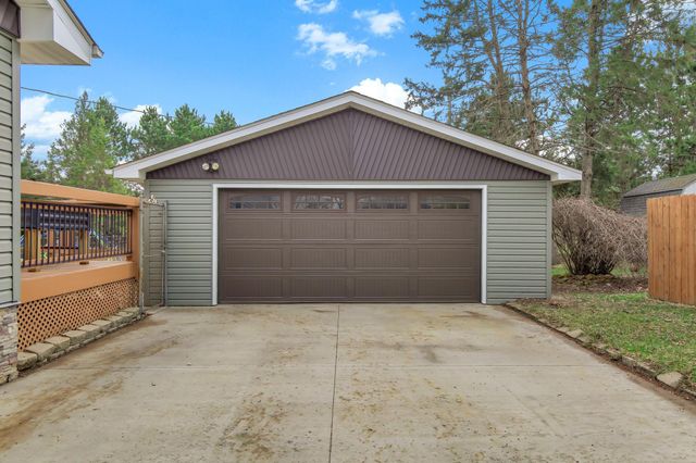 732 Vicky Lane, Lino Lakes, MN 55014